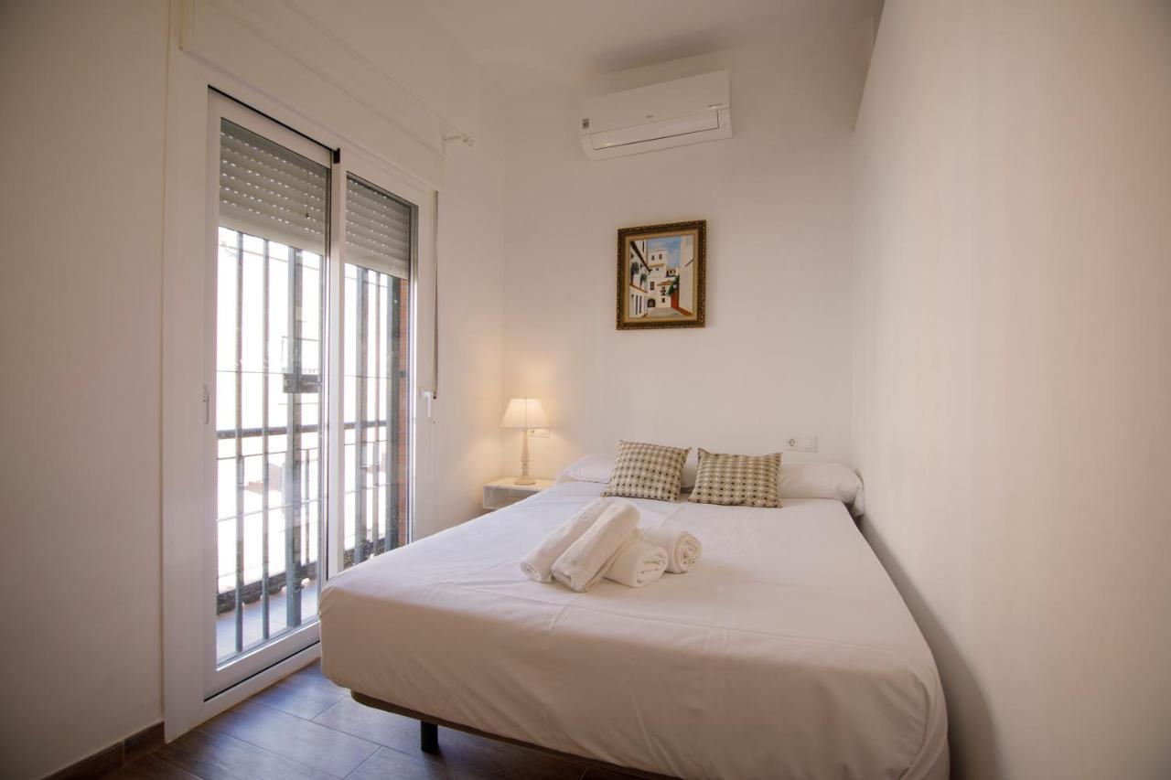 RentalSevilla Luminoso apartamento en el centro Exterior foto